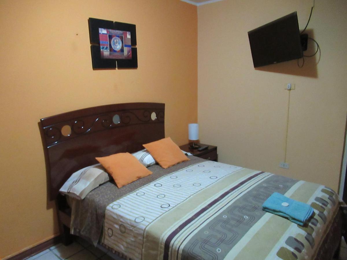 Kurmi Hostel Lima Airport Exteriör bild