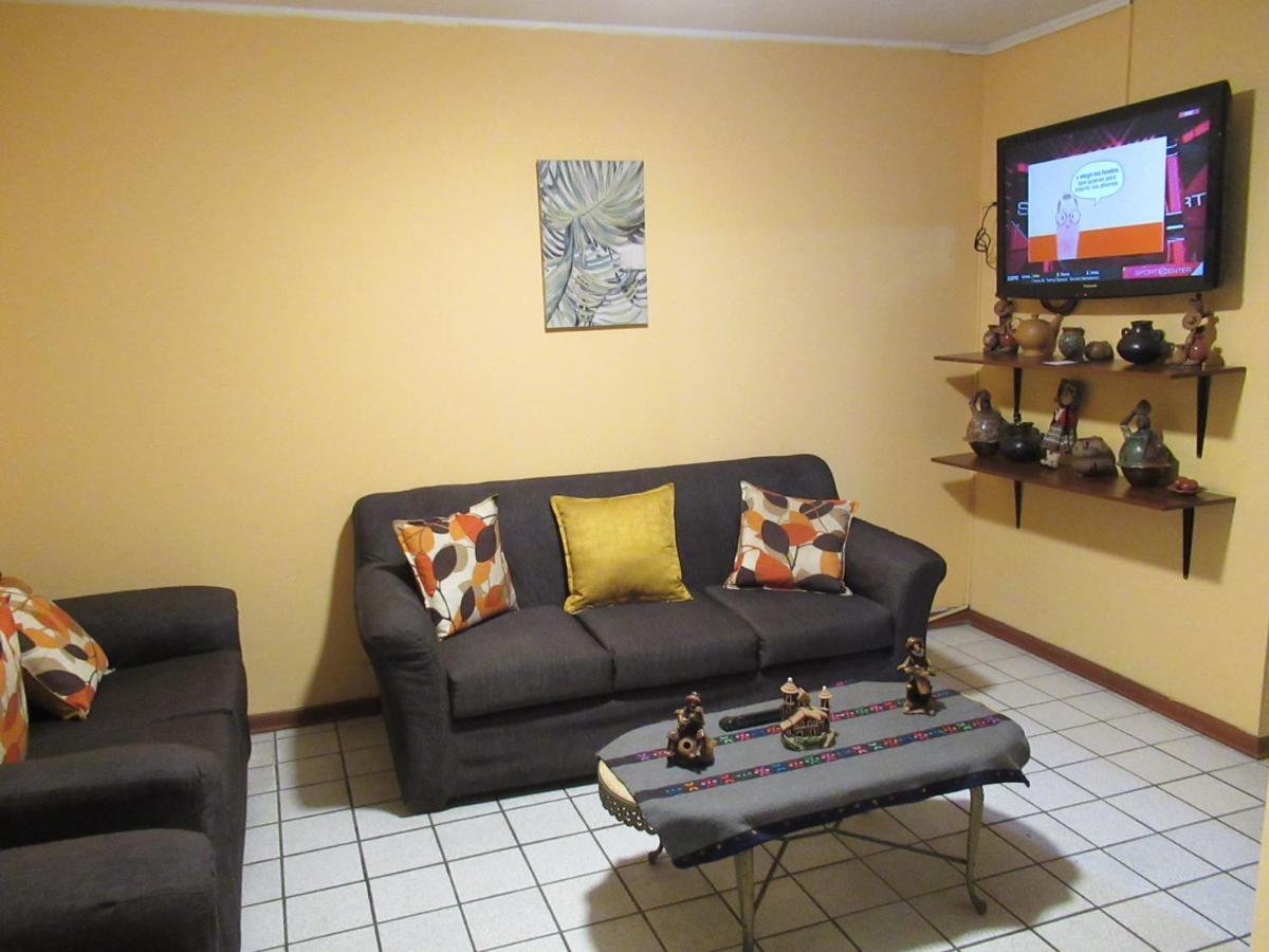 Kurmi Hostel Lima Airport Exteriör bild