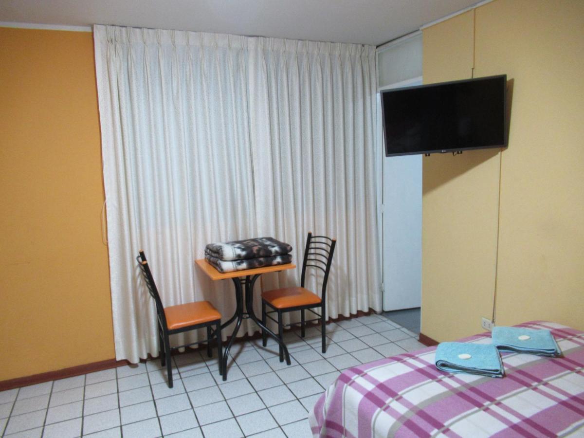 Kurmi Hostel Lima Airport Exteriör bild