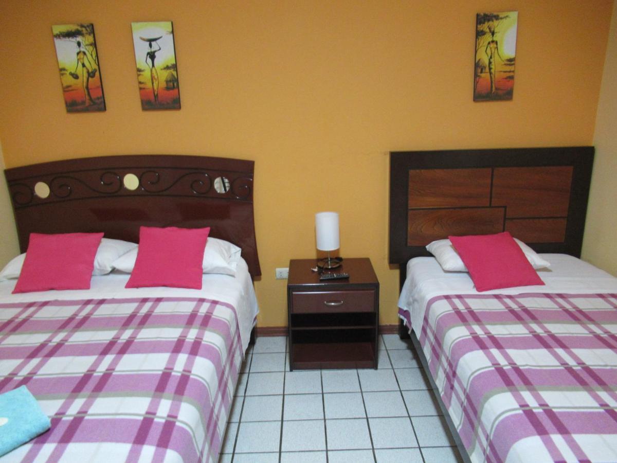 Kurmi Hostel Lima Airport Exteriör bild