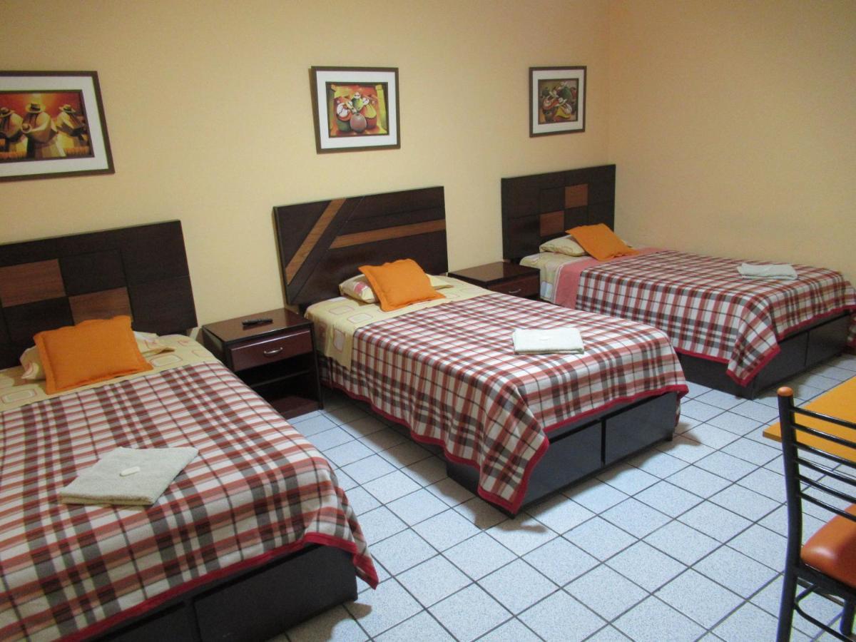 Kurmi Hostel Lima Airport Exteriör bild