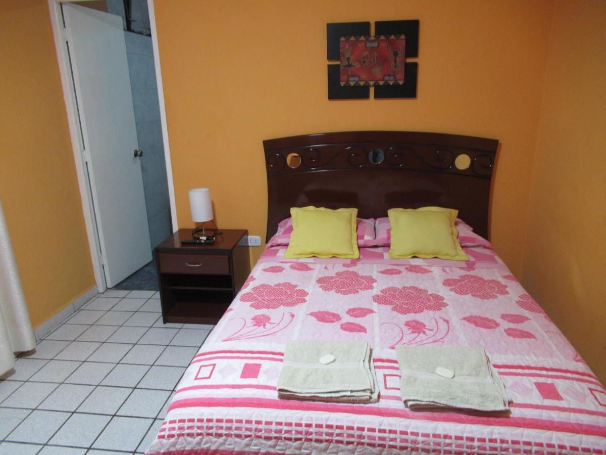 Kurmi Hostel Lima Airport Exteriör bild