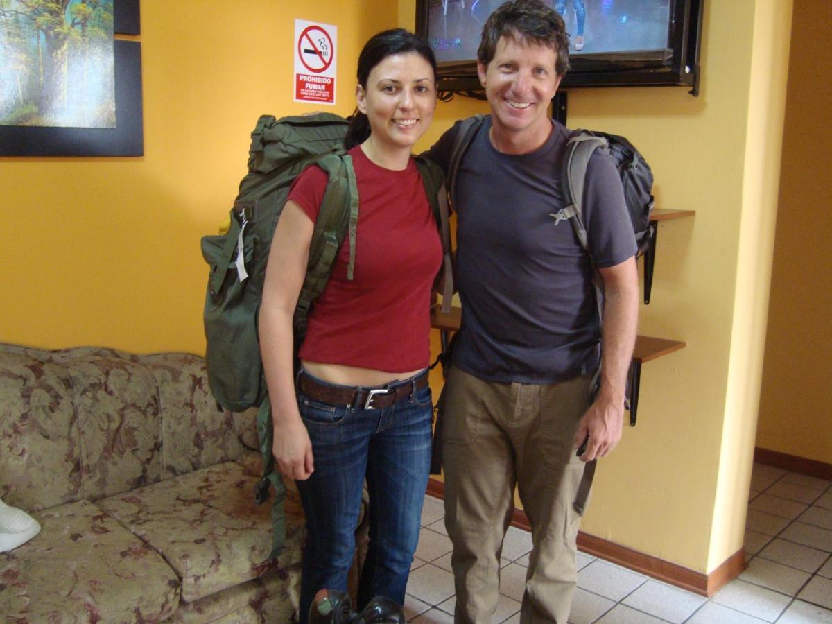 Kurmi Hostel Lima Airport Exteriör bild